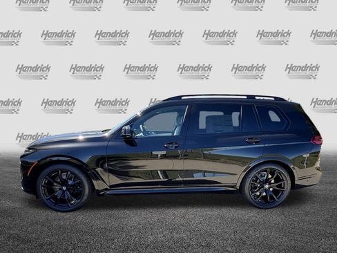 Used 2026 BMW X7 xDrive40i w/ M Sport Package AWD/4WD image 6
