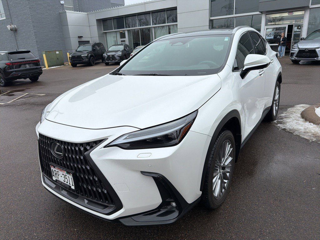 Used 2024 Lexus NX 350 AWD w/ Vision Package image 5