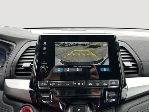 Certified 2024 Honda Odyssey Sport image 14
