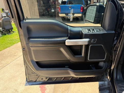 Used 2019 Ford F150 Lariat w/ Equipment Group 502A Luxury RWD image 22
