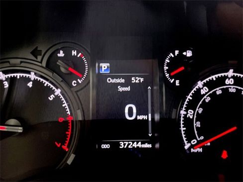 Used 2024 Toyota 4Runner SR5 Premium image 15