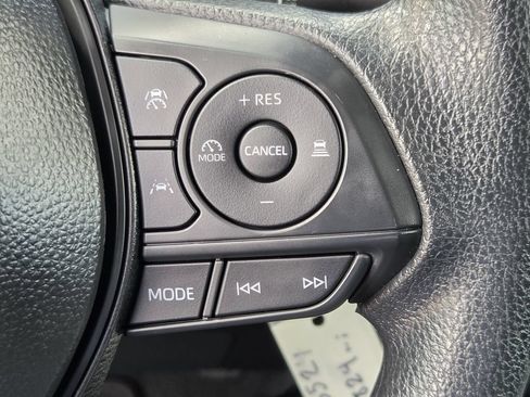 Used 2026 Toyota Corolla LE FWD image 22