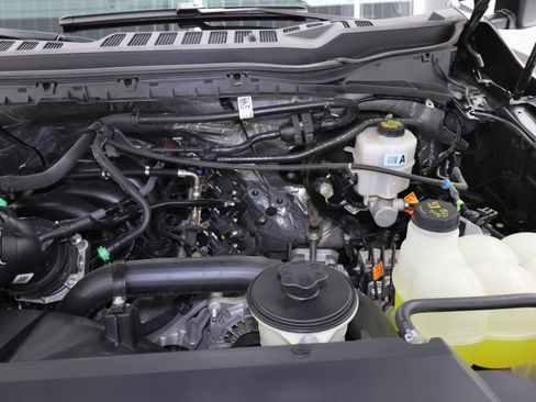 Used 2024 Ford F250 XLT w/ Tremor Off-Road Package image 21