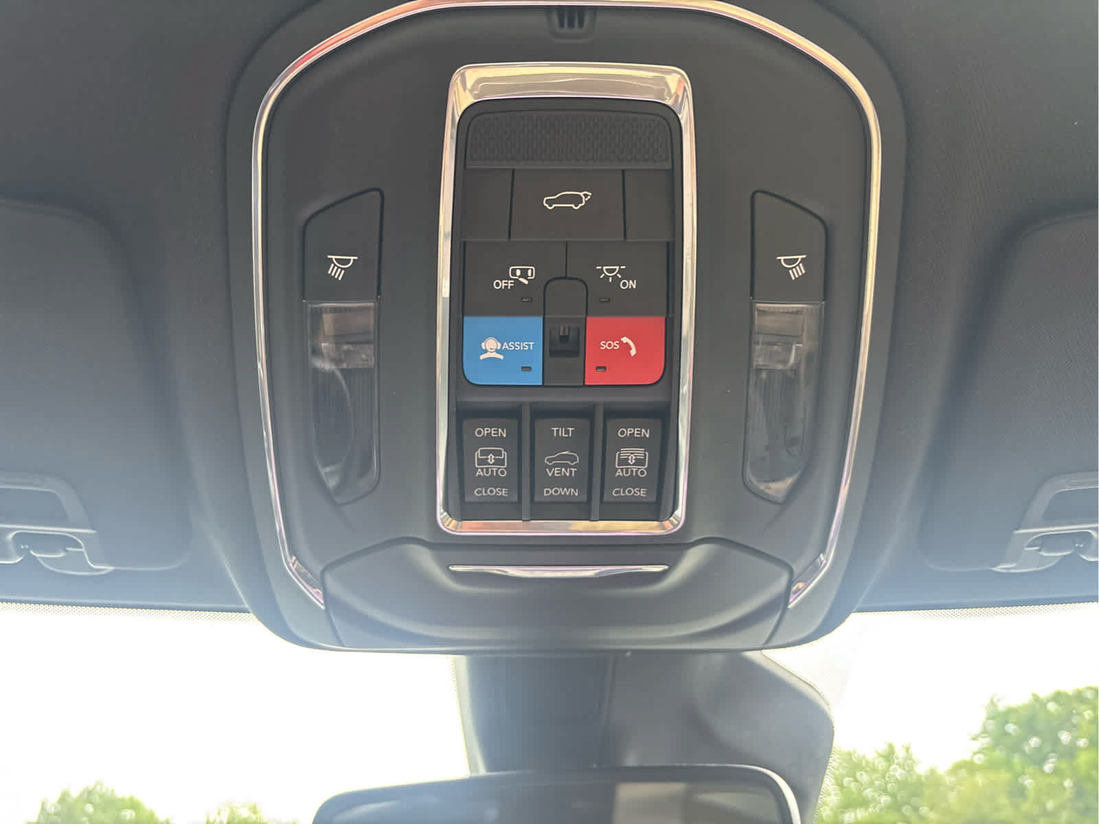 Used 2023 Jeep Grand Cherokee 4WD 4xe image 26
