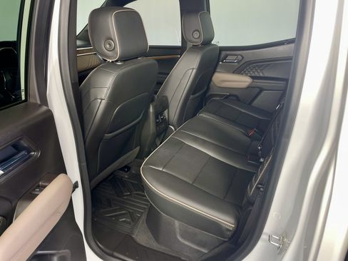 Used 2026 GMC Canyon Denali AWD/4WD image 11