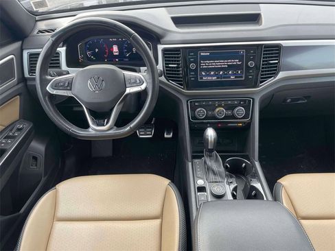 Used 2021 Volkswagen Atlas Cross Sport SEL R-Line image 13