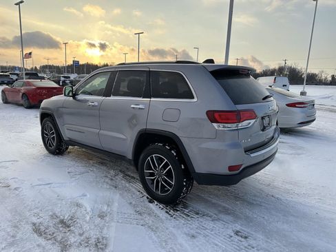 Used 2020 Jeep Grand Cherokee Limited image 5