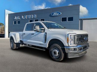 New 2026 Ford F350 XL 360° Tour