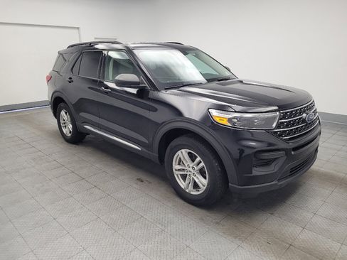 Used 2021 Ford Explorer XLT AWD/4WD image 13