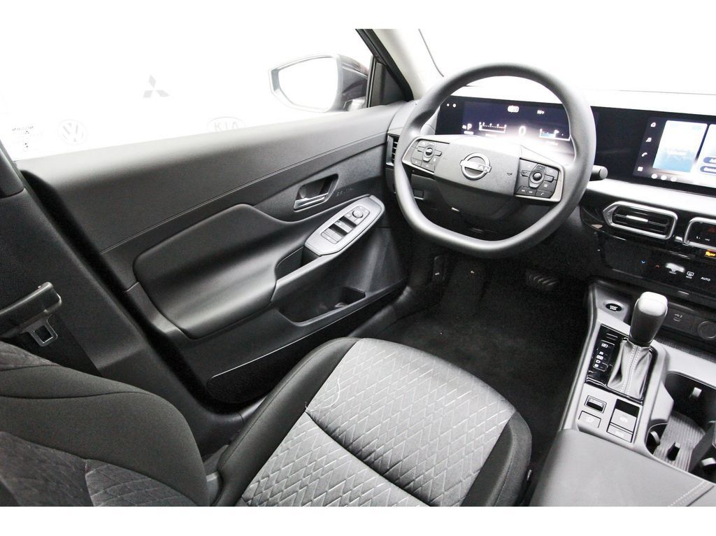 New 2026 Nissan Sentra SV w/ Floor Mat Package FWD image 6