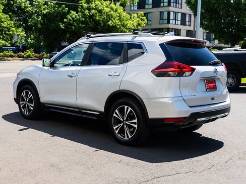 Used 2018 Nissan Rogue SL AWD/4WD image 4