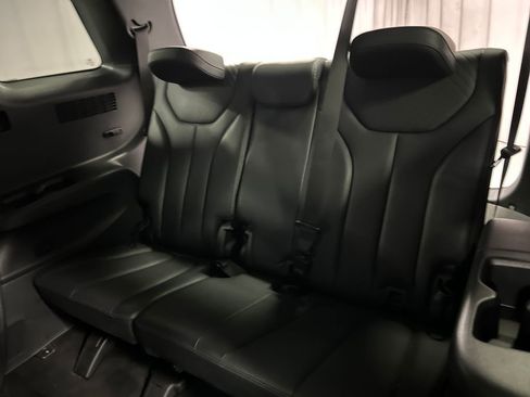 Used 2025 Hyundai Palisade SEL image 22