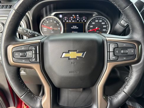 Used 2021 Chevrolet Silverado 1500 High Country w/ Technology Package RWD image 36