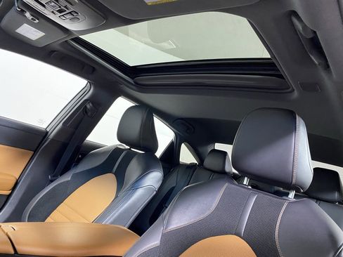 Used 2022 Toyota Avalon Touring image 21