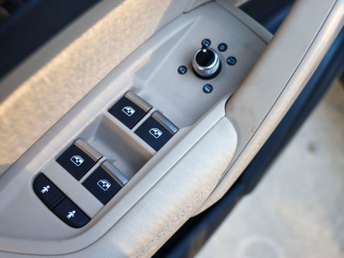 Used 2019 Audi Q5 2.0T Premium Plus w/ Premium Plus Package image 14