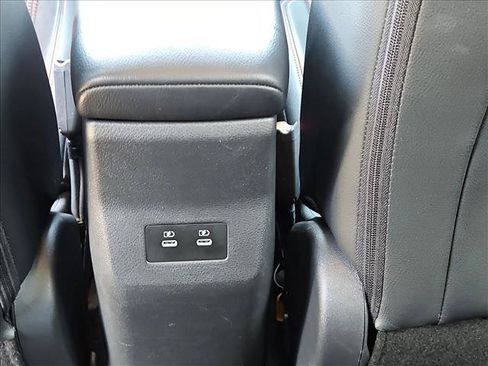 Used 2025 Nissan Kicks SR FWD image 23
