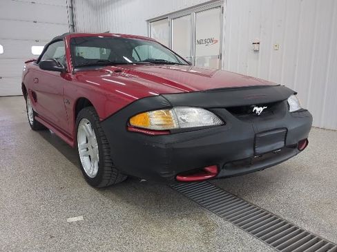 Used 1998 Ford Mustang GT RWD image 7