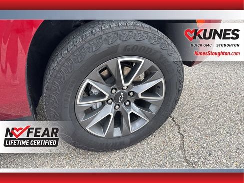 Used 2024 Chevrolet Tahoe Z71 image 15