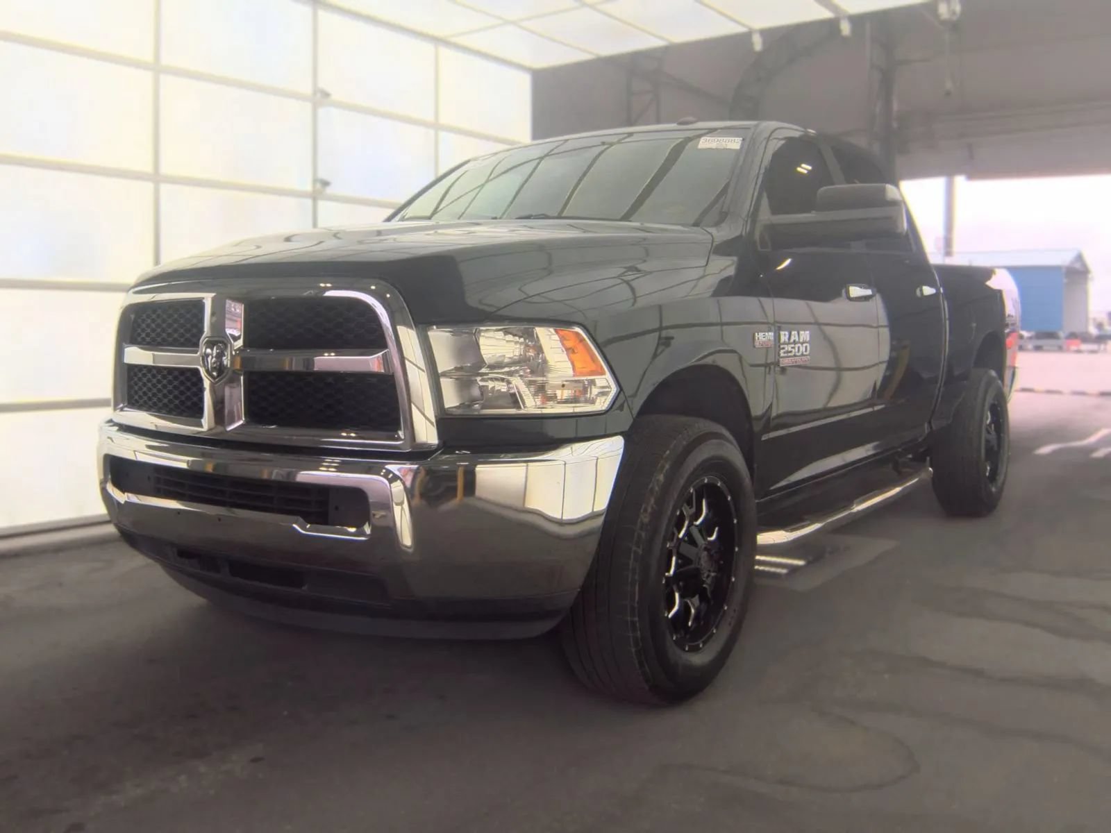 Used 2016 RAM 2500 SLT RWD image 1