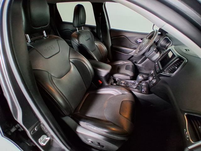 Used 2022 Jeep Cherokee Latitude Lux w/ Mopar Interior Package AWD/4WD image 15