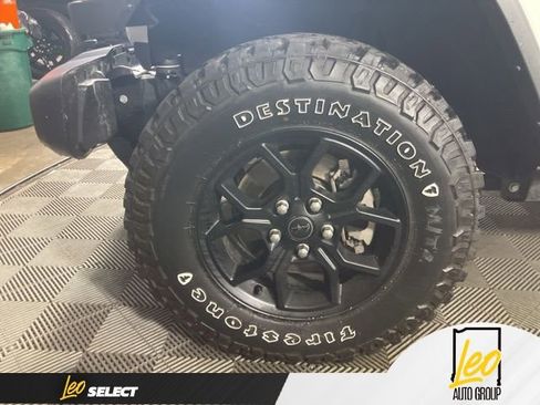 Used 2024 Jeep Gladiator Sport image 19