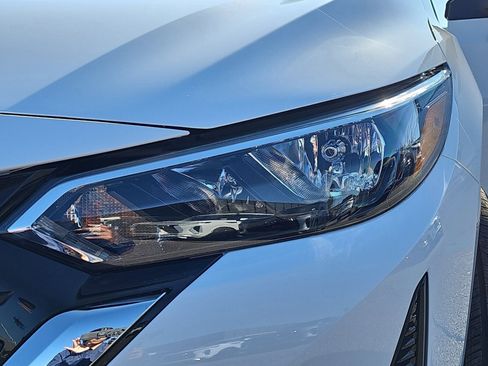 New 2025 Nissan Sentra SV image 11