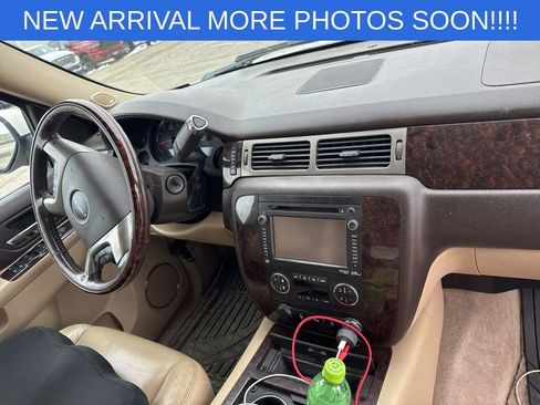 Used 2014 GMC Yukon XL Denali image 13