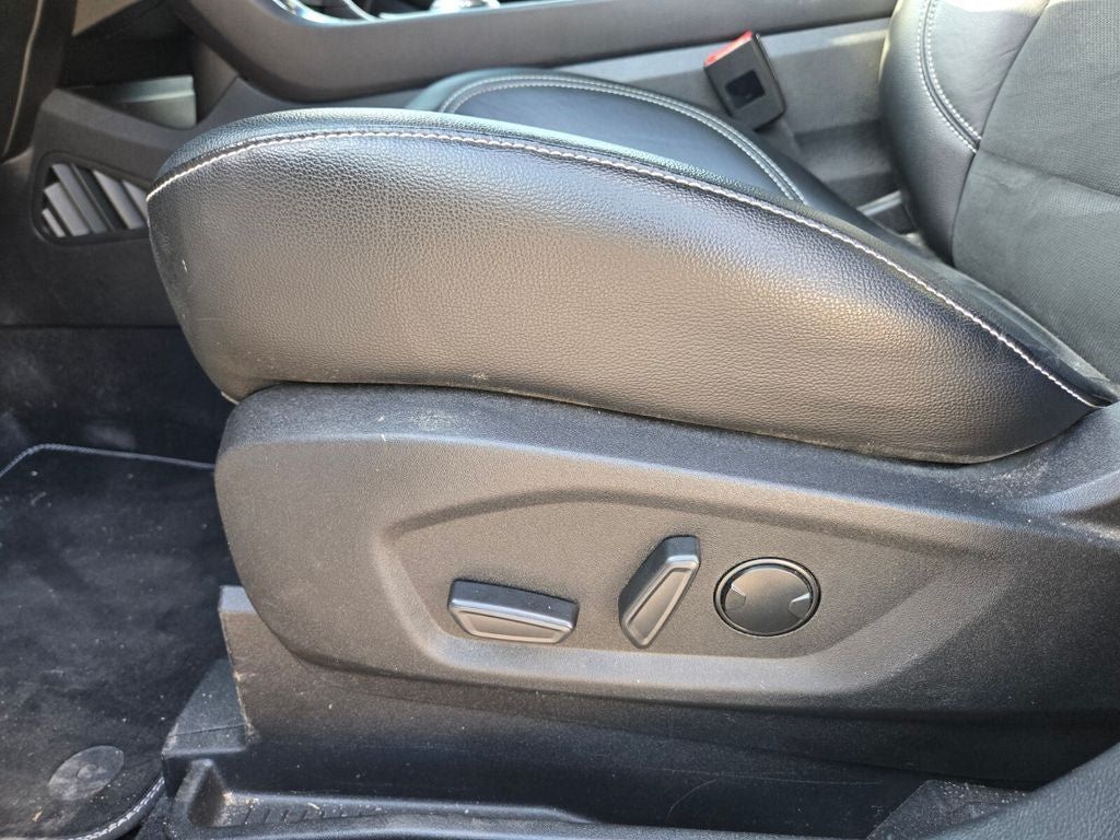 Used 2023 Ford Edge ST AWD/4WD image 10