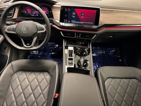 New 2026 Volkswagen Atlas SEL Premium R-Line image 12