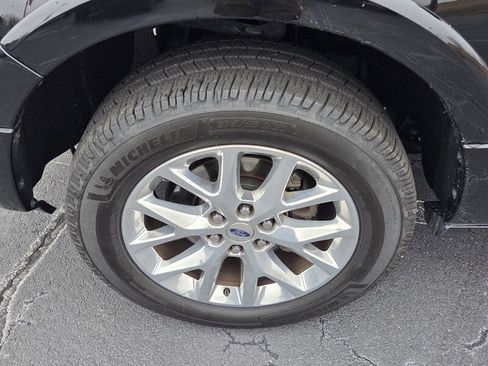 Used 2017 Ford Expedition Limited w/ Equipment Group 301A image 17