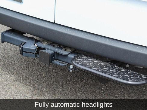 Used 2024 Mercedes-Benz Sprinter 144 Cargo image 12