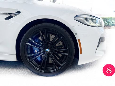 Used 2022 BMW M5 w/ Executive Package image 9