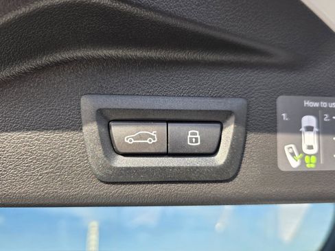 New 2026 BMW X5 xDrive40i w/ M Sport Package image 9