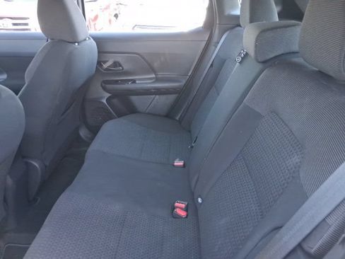 Used 2025 Nissan Kicks S AWD/4WD image 19
