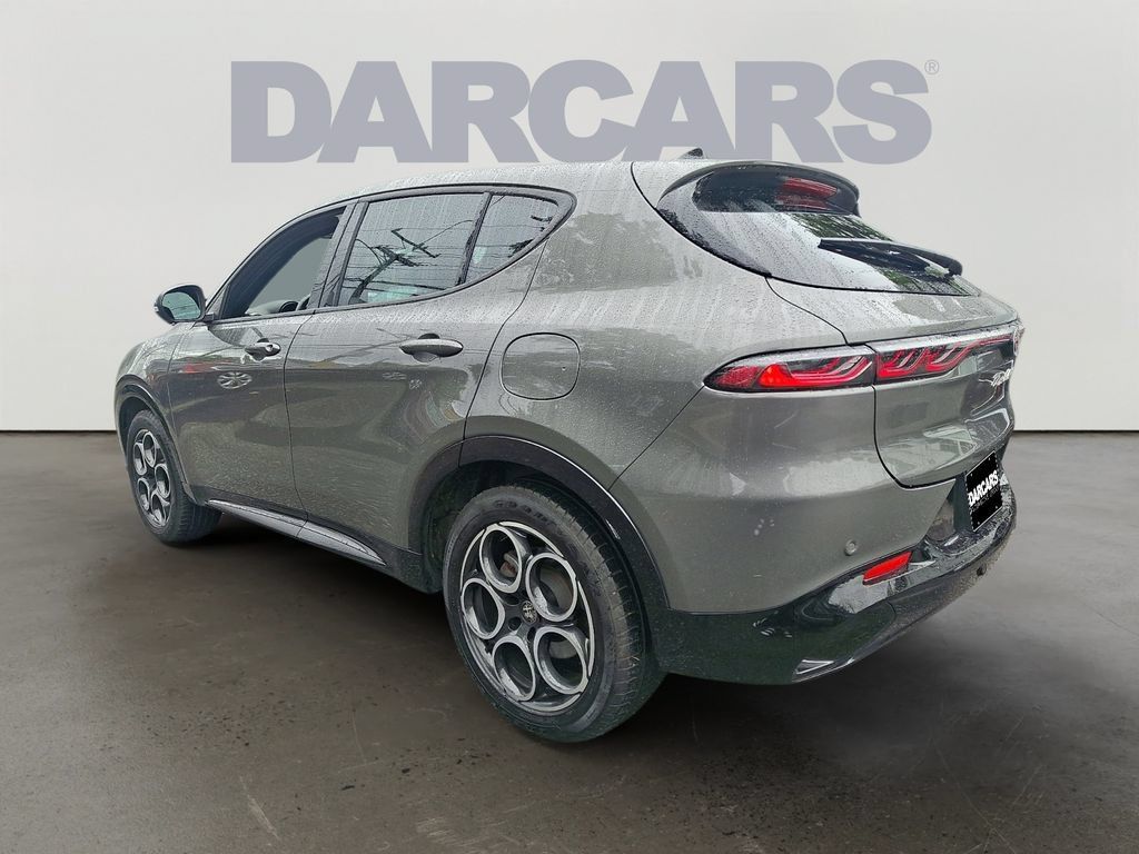Used 2025 Alfa Romeo Tonale AWD/4WD image 5