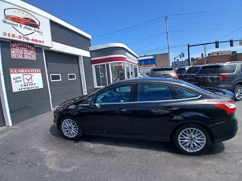 Used 2014 Ford Focus Titanium image 5