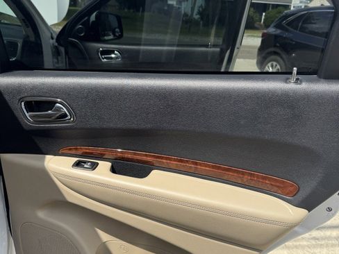 Used 2016 Dodge Durango Limited w/ Nav & Power Liftgate Group image 12