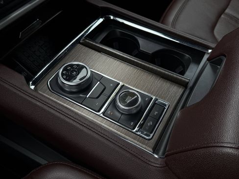 Certified 2022 Ford Expedition Limited AWD/4WD image 21