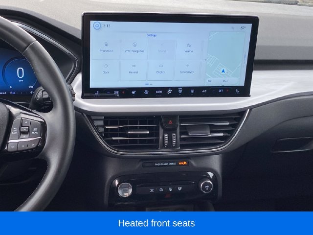 Used 2025 Ford Escape Platinum AWD/4WD image 10