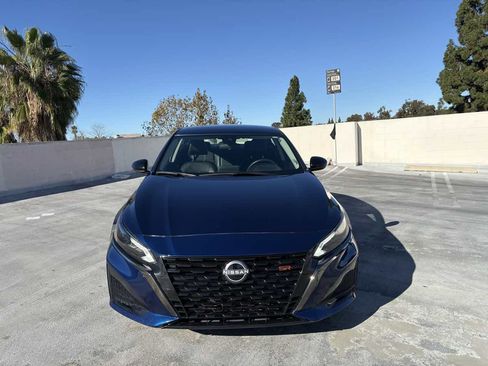 Used 2024 Nissan Altima 2.5 SR image 28