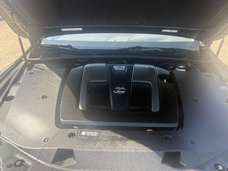 Used 2018 Lexus LS 500 w/ Interior Upgrade Package RWD image 40