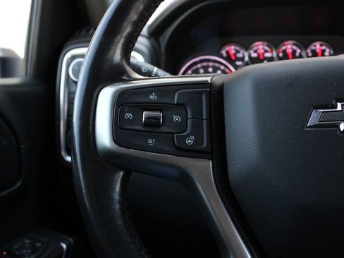 Used 2020 Chevrolet Silverado 1500 LT Trail Boss AWD/4WD image 11