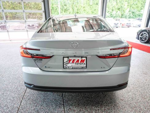 Used 2026 Toyota Camry LE FWD image 3