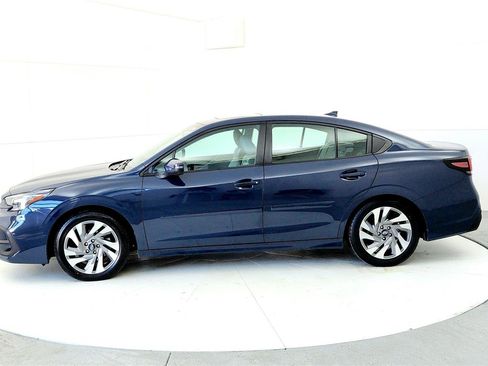 Used 2024 Subaru Legacy Limited image 3
