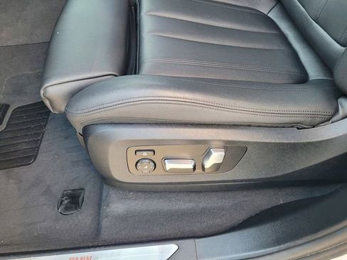 Used 2019 BMW X5 xDrive40i w/ Convenience Package image 26