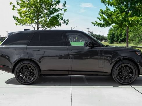 New 2026 Land Rover Range Rover Long Wheelbase SE AWD/4WD image 8