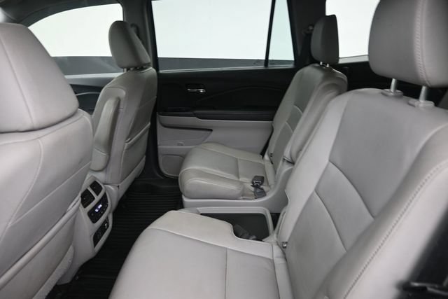 Used 2021 Honda Pilot Touring image 18