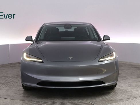 Used 2025 Tesla Model 3 Long Range RWD image 12