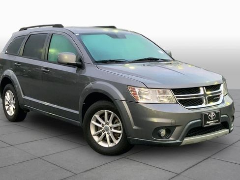 Used 2013 Dodge Journey SXT w/ Flexible Seating Group FWD image 2