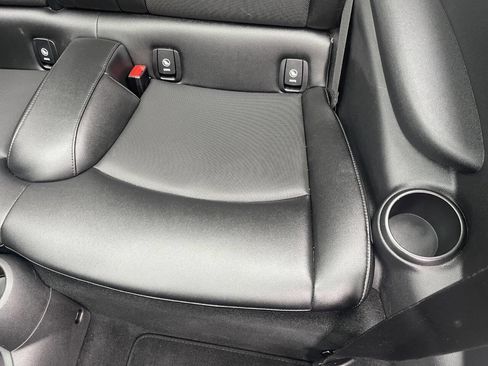 Used 2015 MINI Cooper 2-Door Hardtop image 18